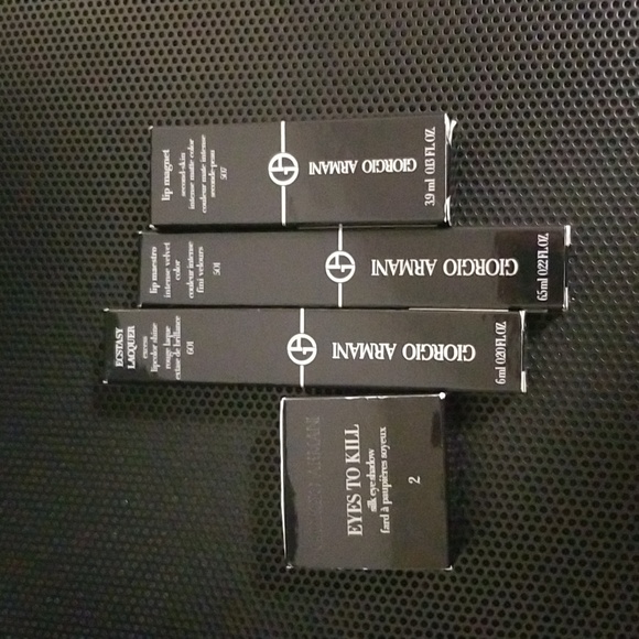 Armani makeup - Picture 1 of 1